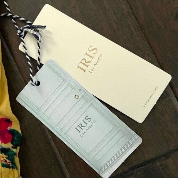 IRIS Yellow Floral Romper Small NWT - Picture 7 of 7